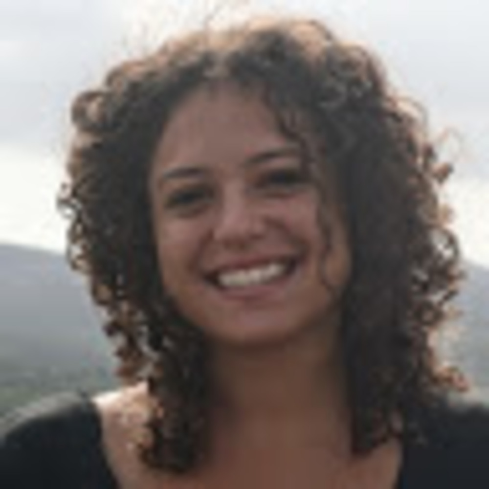 Meet your Posher, Lena